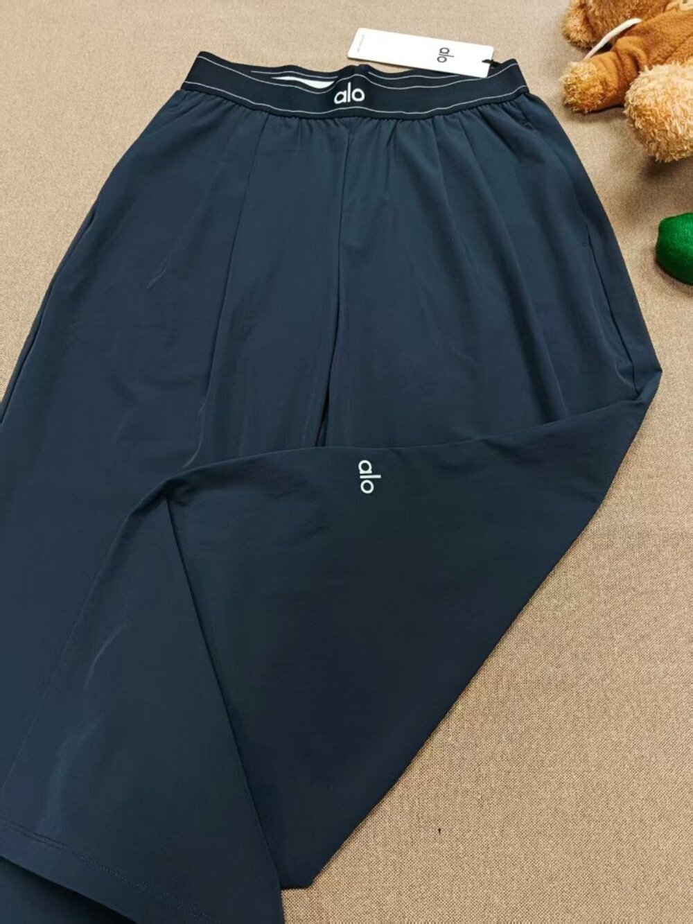 ALO Yoga Suit Up Trouser😆Navy Blue🌹Flowy Wide Straight Leg Pant|Regular|Chic - Picture 7 of 9